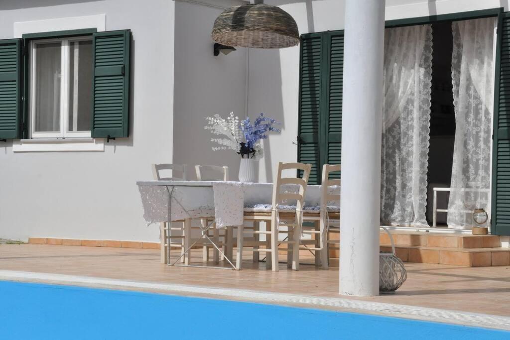 Villa Erietta Near Lefkas Center Apolpaina Екстер'єр фото