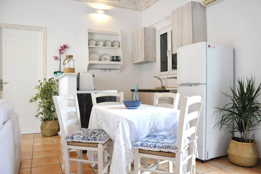 Villa Erietta Near Lefkas Center Apolpaina Екстер'єр фото